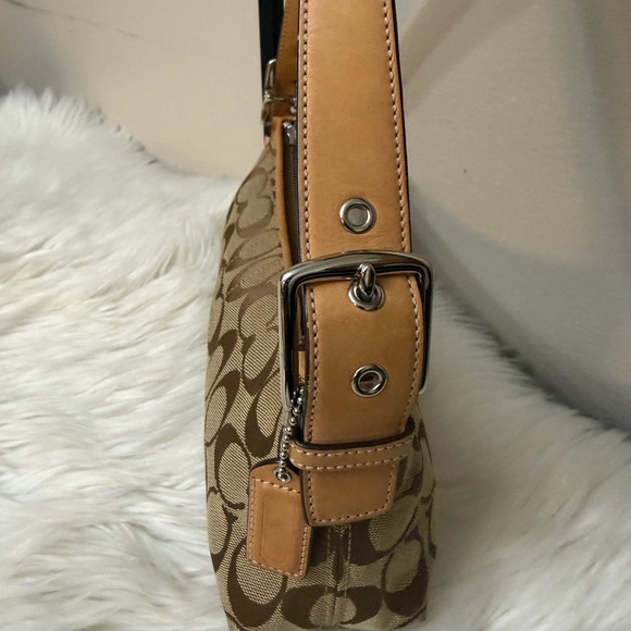 Coach Tan Leather Men's Bag - Picture 6 of 11